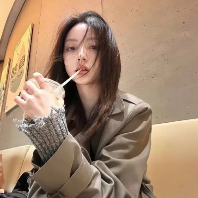 女孩梦三十